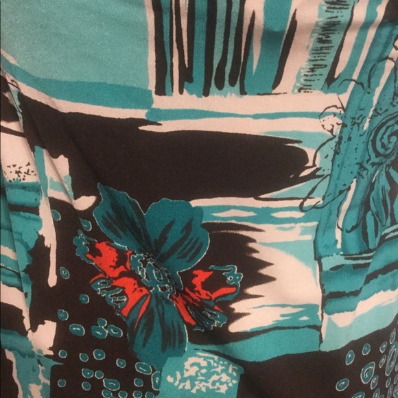 Dots Blue Multicolor Print Halter With Wooden Beads Tie Top NWT - Picture 7 of 9